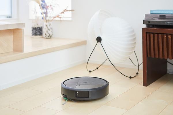 Amazonプライムデーで最大65%OFF。新型ルンバを試したら、仕事を邪魔する“掃除のノイズ”が減った