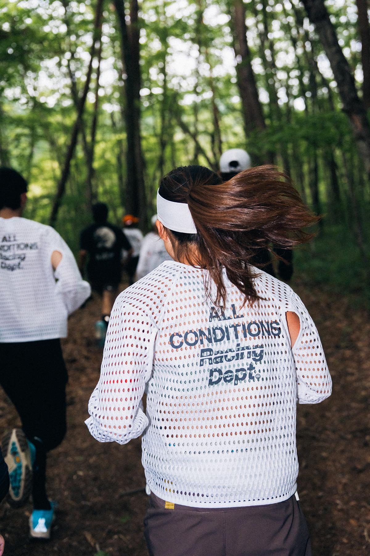 長袖のほうが涼しい」の衝撃。新生NIKE ACGが仕掛ける“穴あきウェア