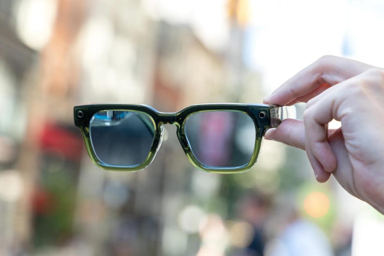 Ray-Banコラボなしで1万円やすい。Metaグラス「Fury」使ってみた