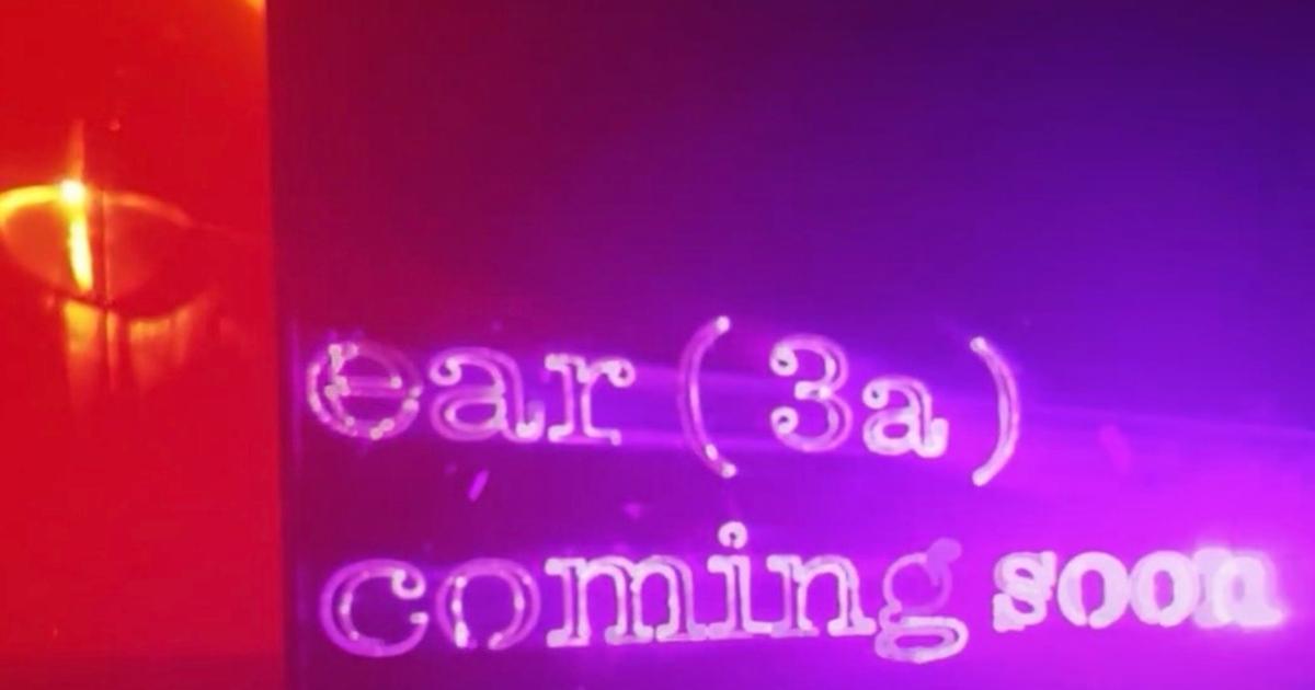 大胆ピンクが来た。Nothingの新イヤホン「Ear (3a)」が7月7日発表へ