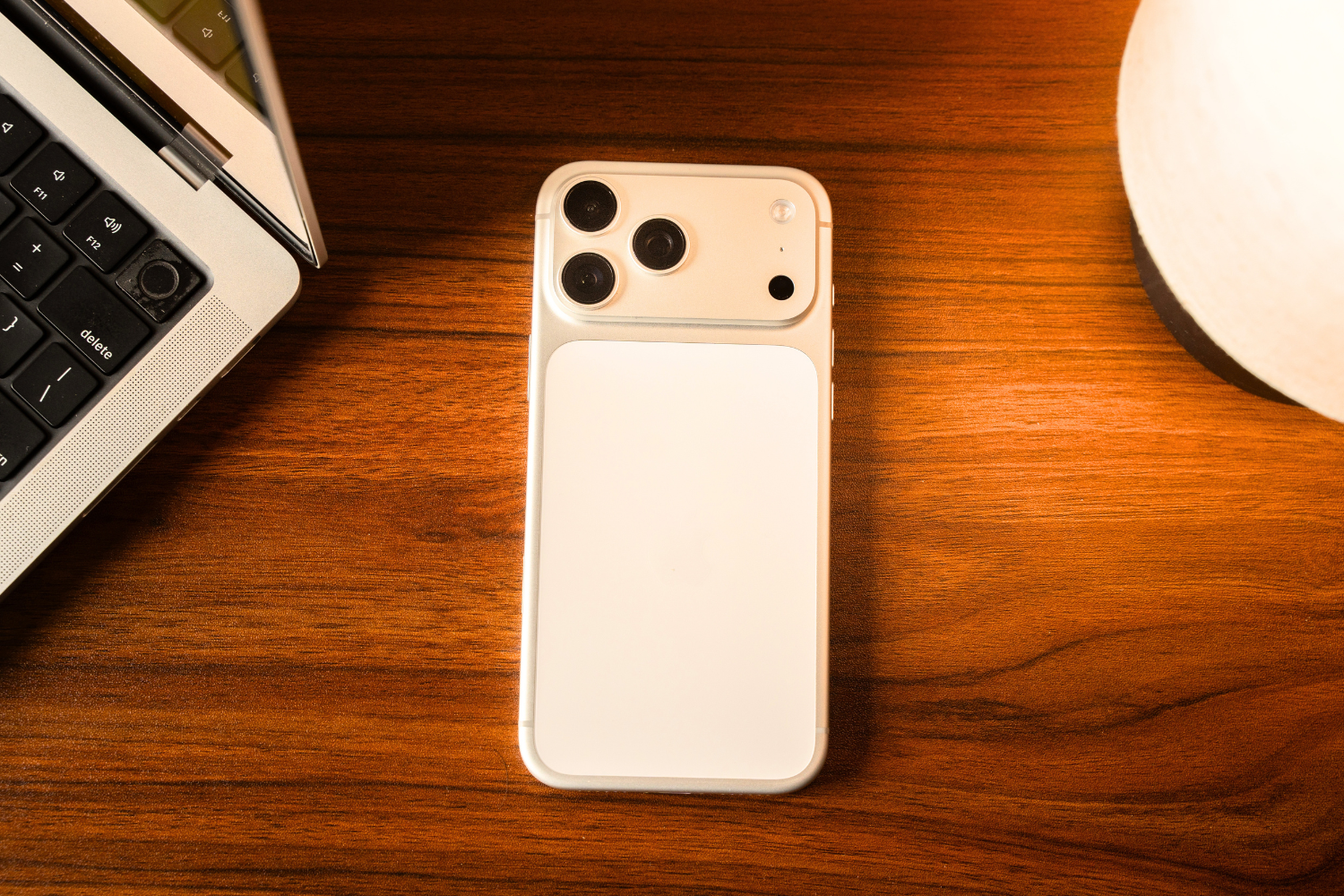 緊急値下げ3/8まで！ iPhone Xs 256 GB simフリー 交換品 iPhone XSからiPhone 17に買い替え。「スペック」よりうれしい進化が