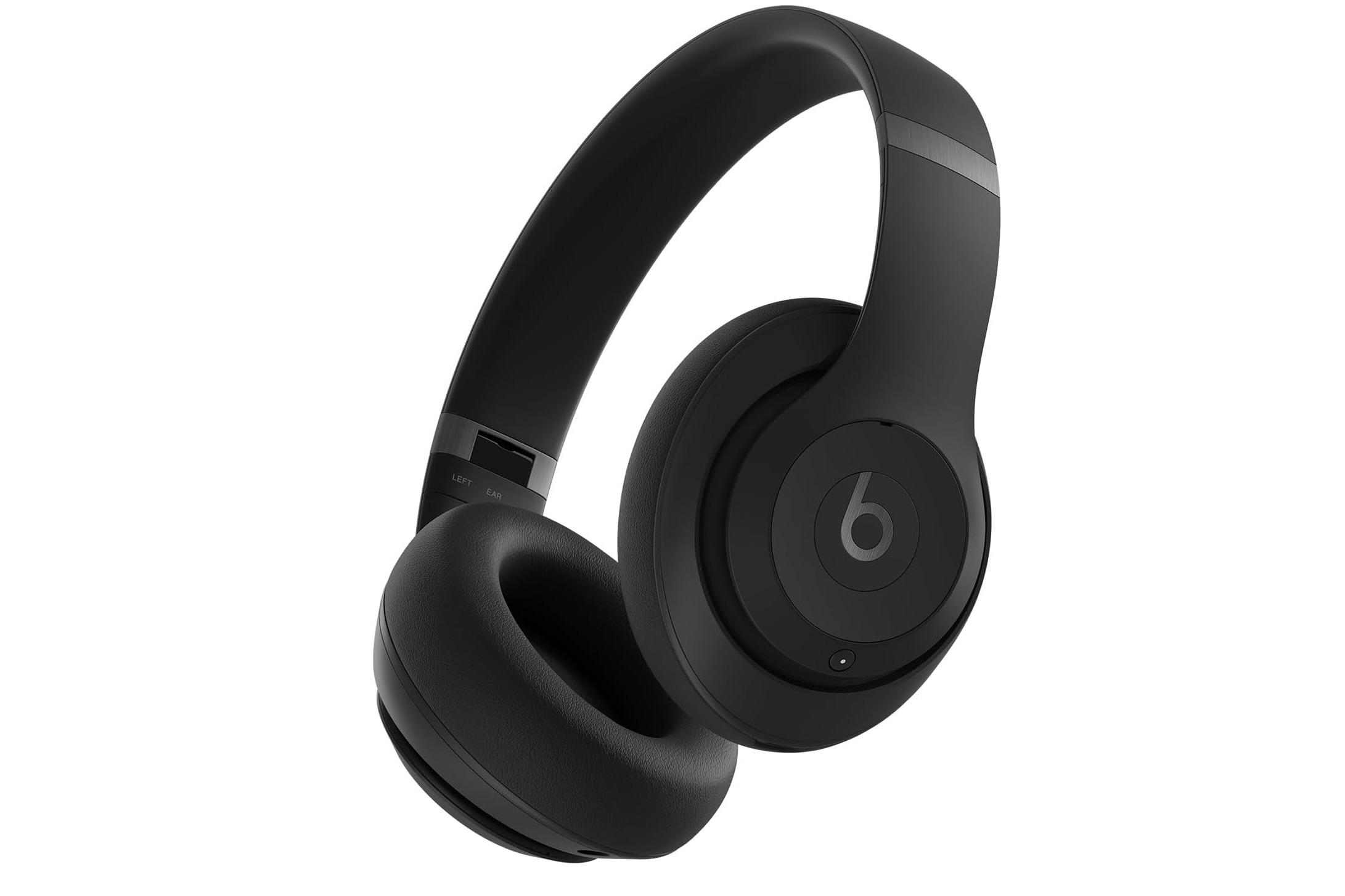 周囲を忘れる没入感。高性能ヘッドホンBeats Studio Proが30％オフで