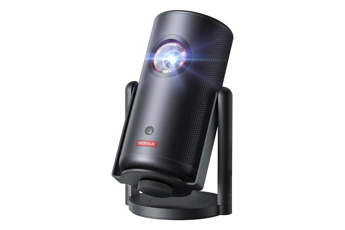 ロング缶サイズで120インチを投影。Ankerの高性能プロジェクターが過去