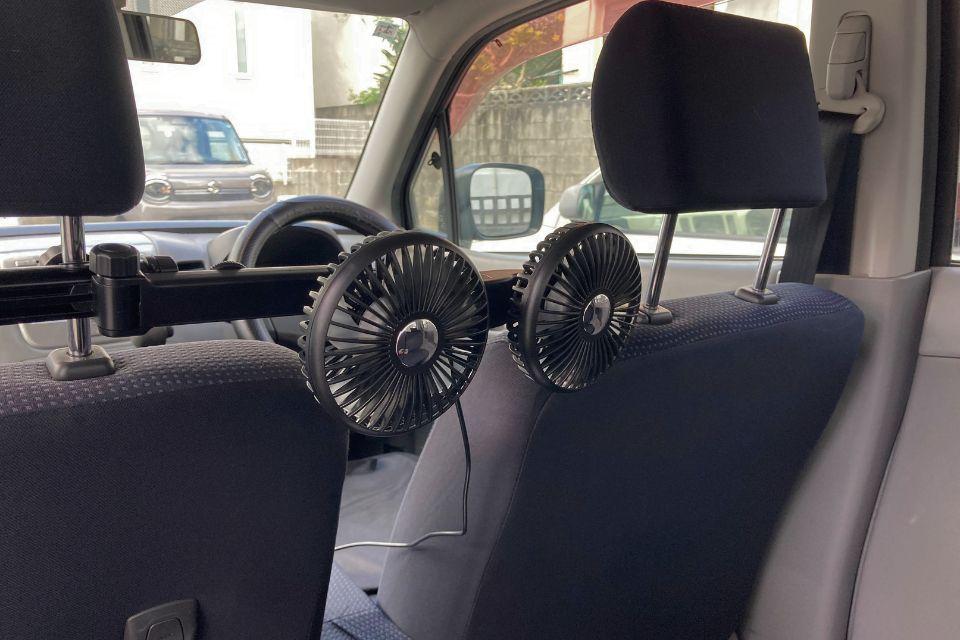 テスラが中国にて車内カラオケ用のマイク「TeslaMic」を発売。カー