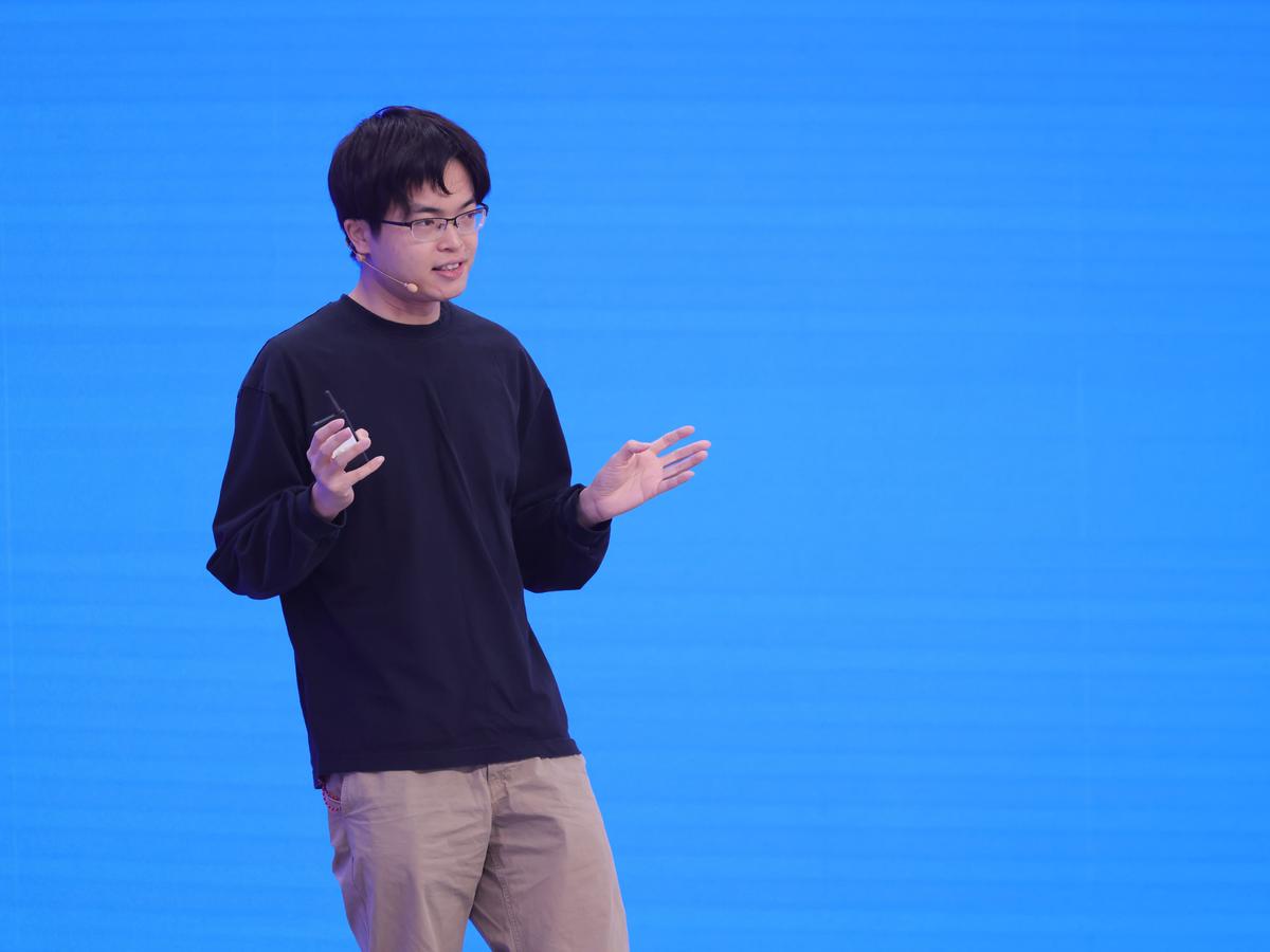 中国の新型AIモデル「Kimi K3」について、テック業界と学術界の識者はどう見ているのか