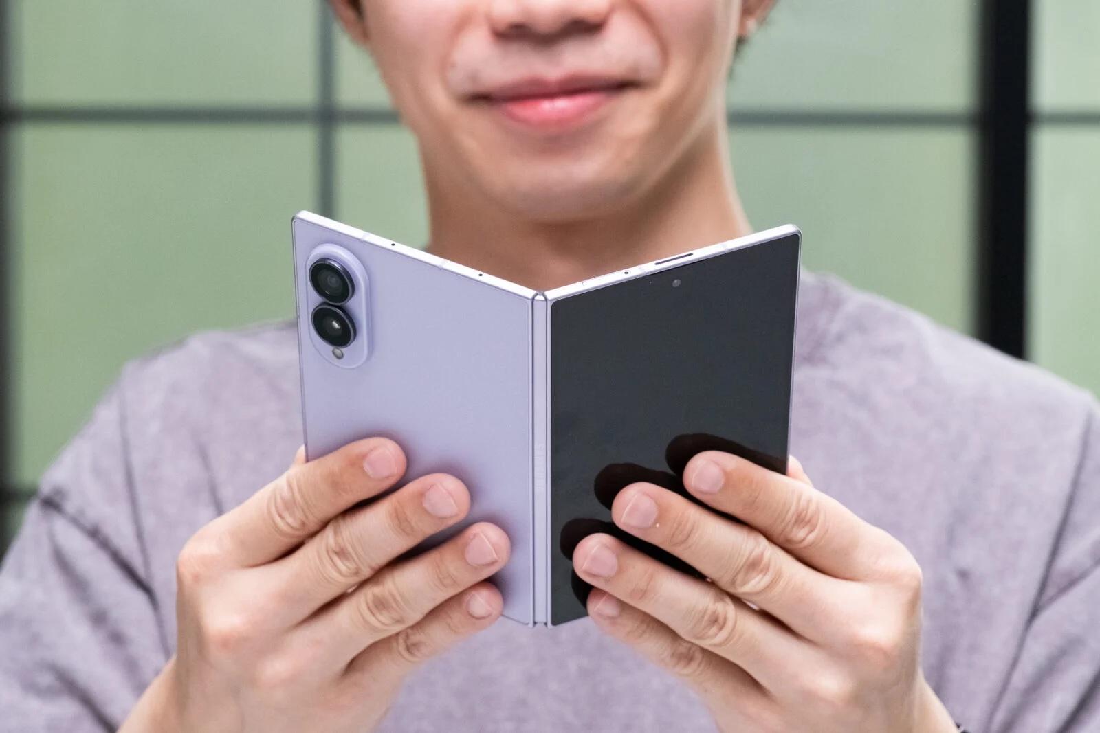 新たな折りたたみスマホ「Galaxy Z Fold8」ハンズオン：この画面サイズ