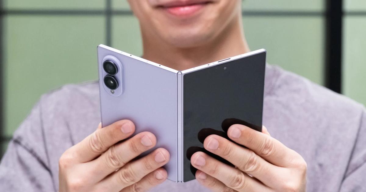 新たな折りたたみスマホ「Galaxy Z Fold8」ハンズオン:この画面サイズ、正解しかない!
