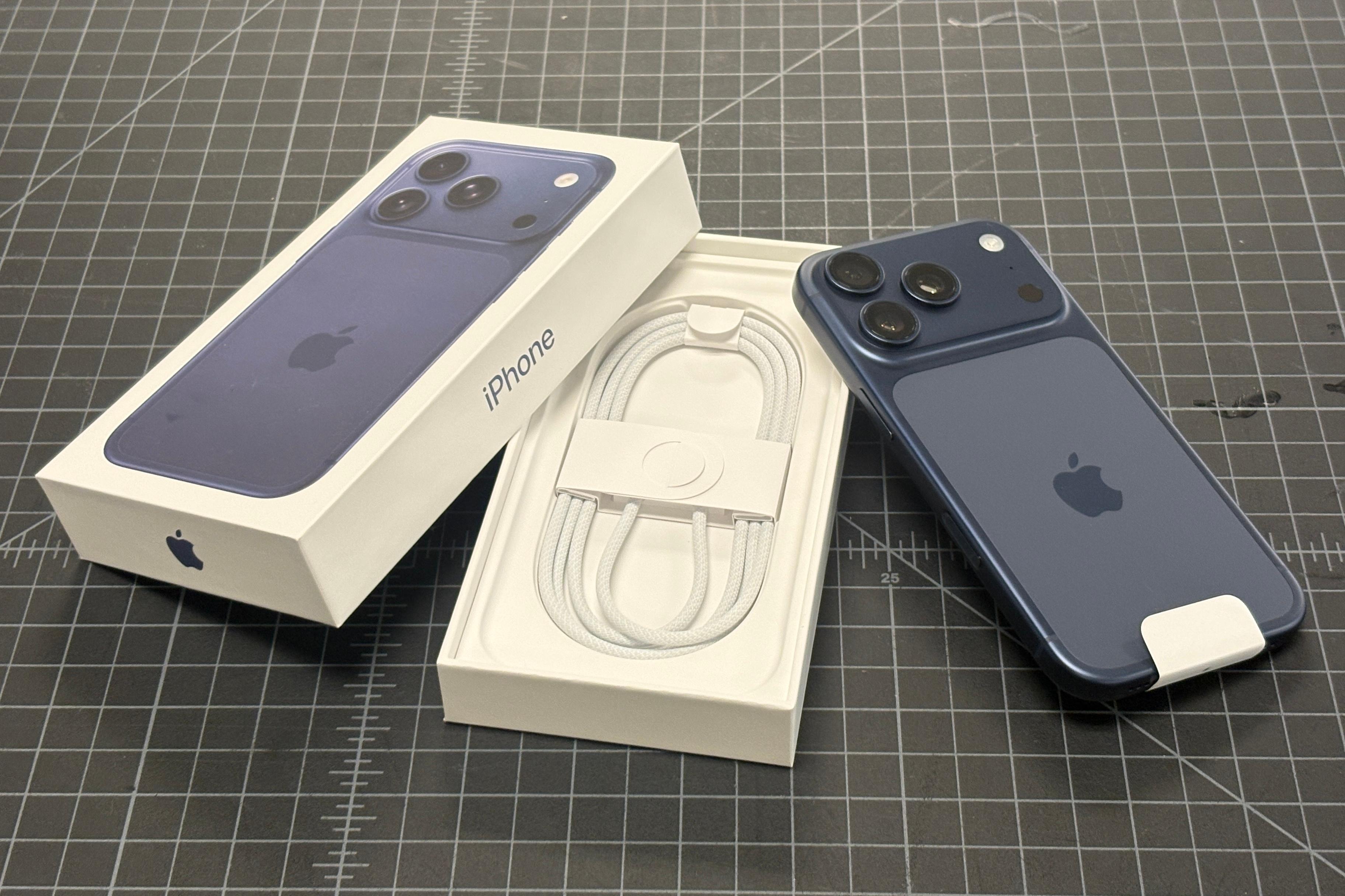 iPhoneの箱を開ける瞬間ってなんで気持ちいいの？ | ギズモード・ジャパン