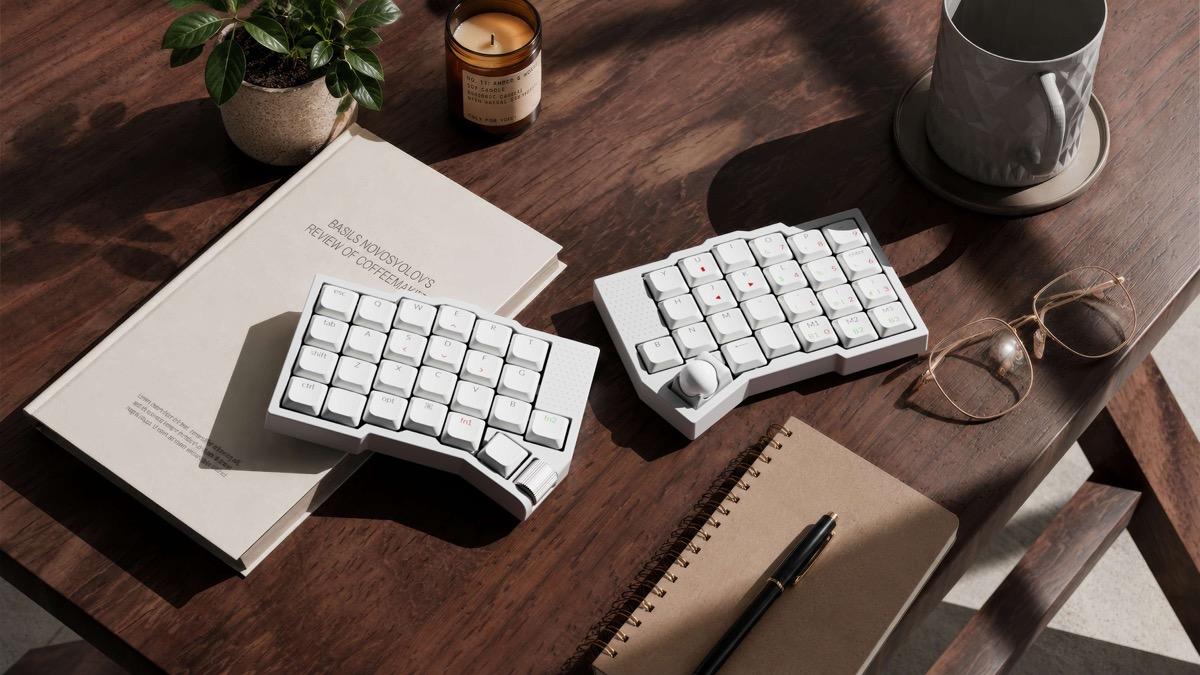 「初心者」向けの分割キーボードKeychron Orca echo、15％オフは明日12時まで