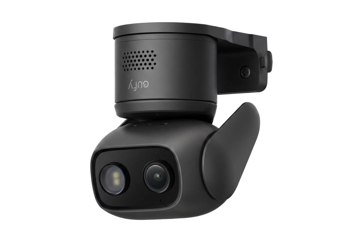 死角なし映像をフルHD録画。Ankerの新色ブラック防犯カメラが過去最安