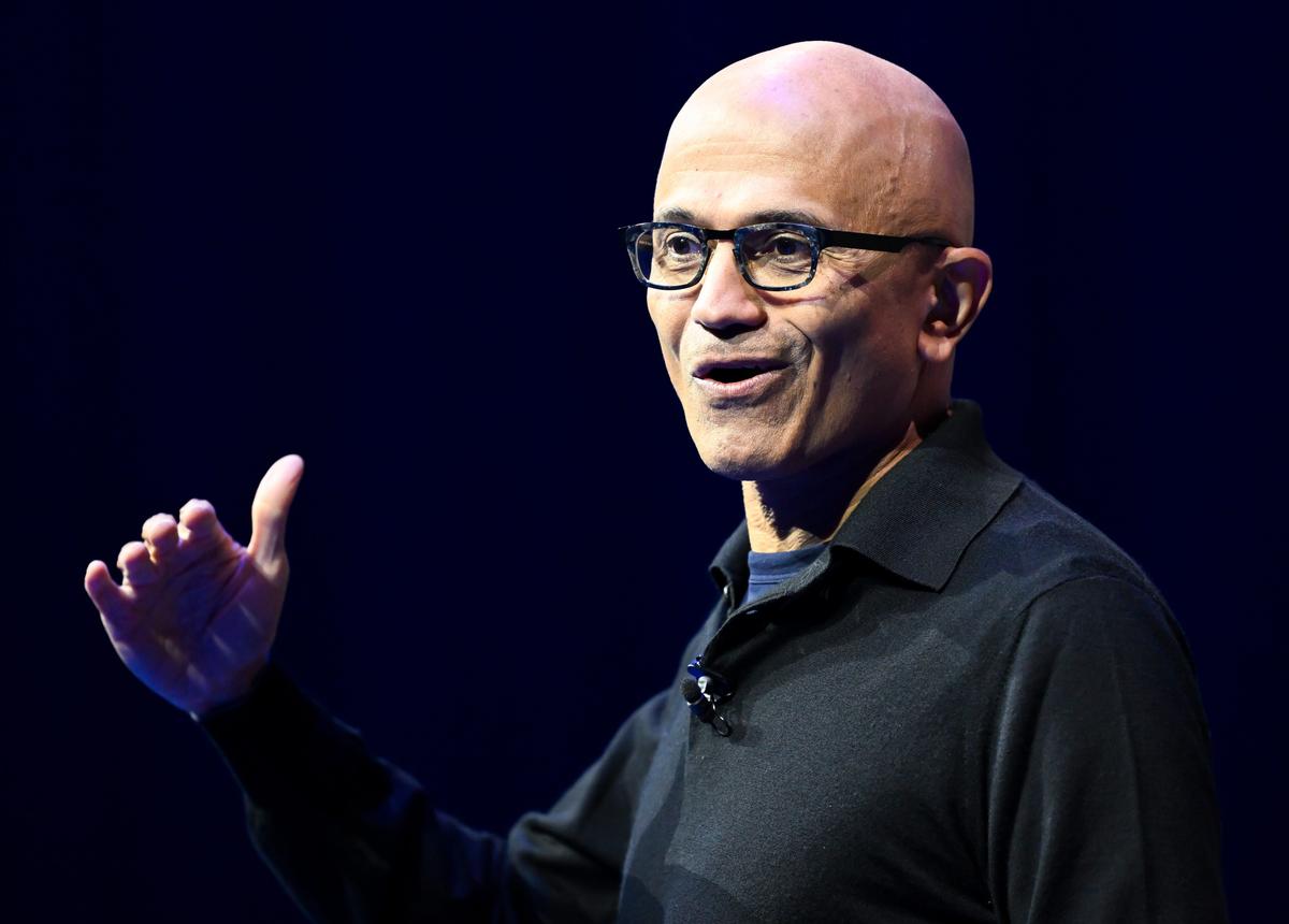 マイクロソフトが“設備投資”予測を据え置き、株価は急騰。AI投資競争に歯止めをかけた最初のデータセンター大手となった