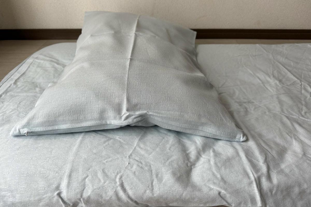 毎年買い替えてるのに結局暑い。接触冷感ループから抜け出すシーツ