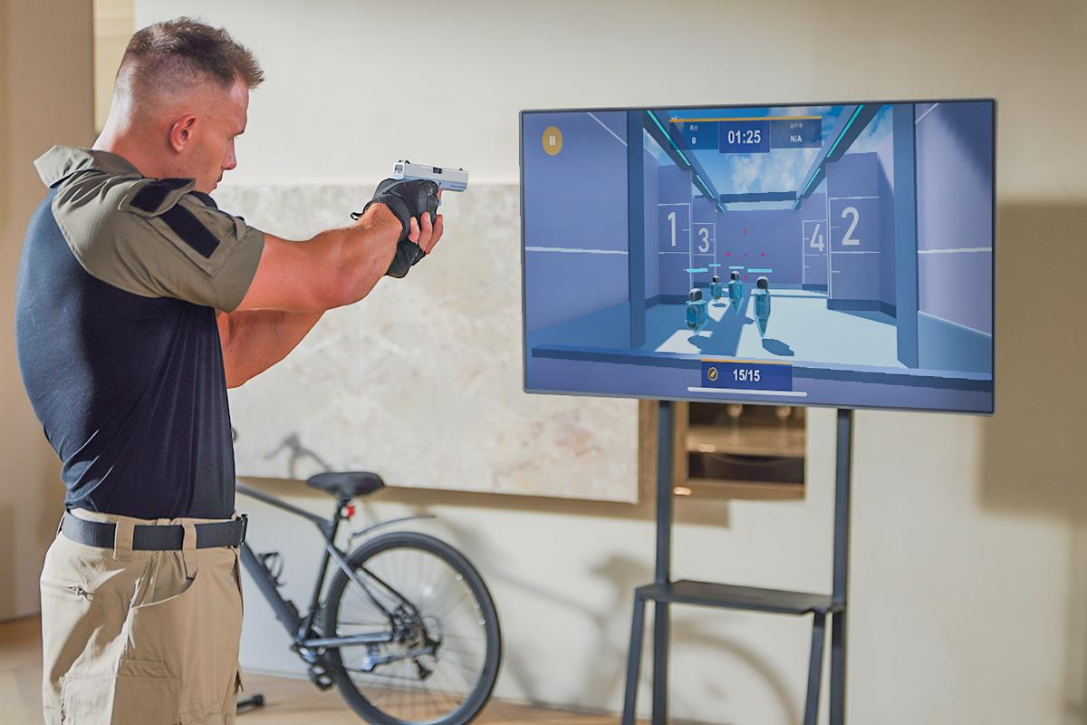 モヤモヤした日に良さそう。部屋でガンガン撃てる、実銃感覚に近いシューティングゲーム