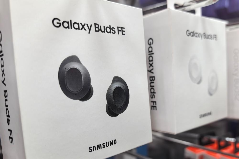 サムスンが、またまた新しい形状のワイヤレスイヤホンを開発中