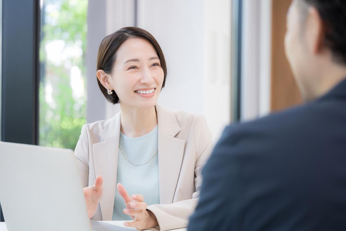 2026年8月、銀行「預金金利」ランキングTOP3。あおぞら銀行、普通金利を「1%」の大台に乗せる