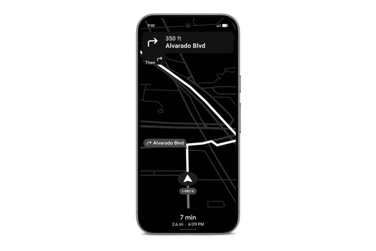 「シンプル化で4時間延長」Googleマップ新機能でバッテリー消費を削減