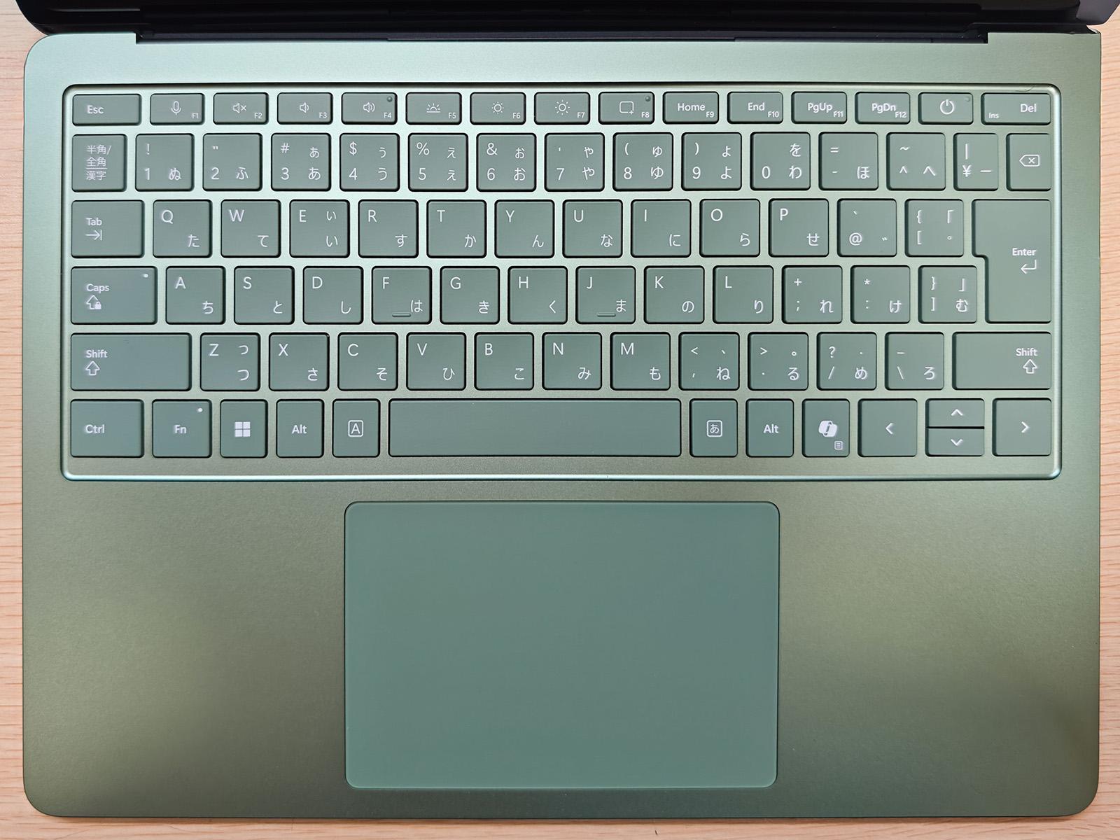 マイクロソフト「Surface Pro/Laptop」新型レビュー：MacBook Airと