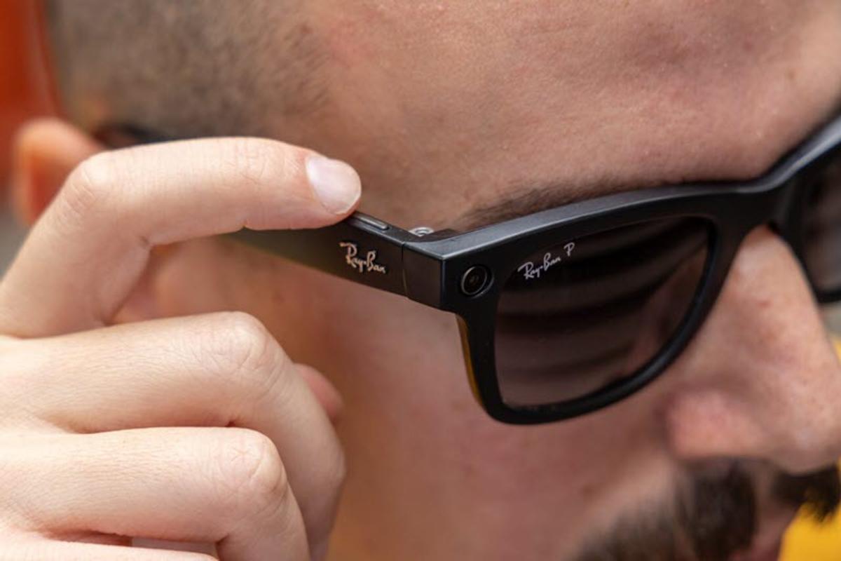 スマホはOK、スマートグラスはお断り。英国の人気パブで何が起きている？
