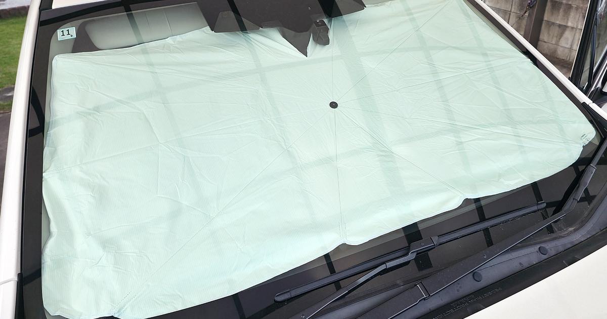 「開く・畳む」が超ラク!ドラレコも避ける車用サンシェード | ライフハッカー・ジャパン