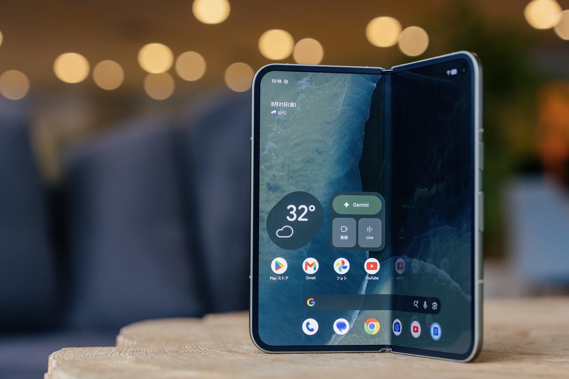 あら、持ちやすい。新折りたたみスマホ「Pixel 11 Pro Fold」を触って