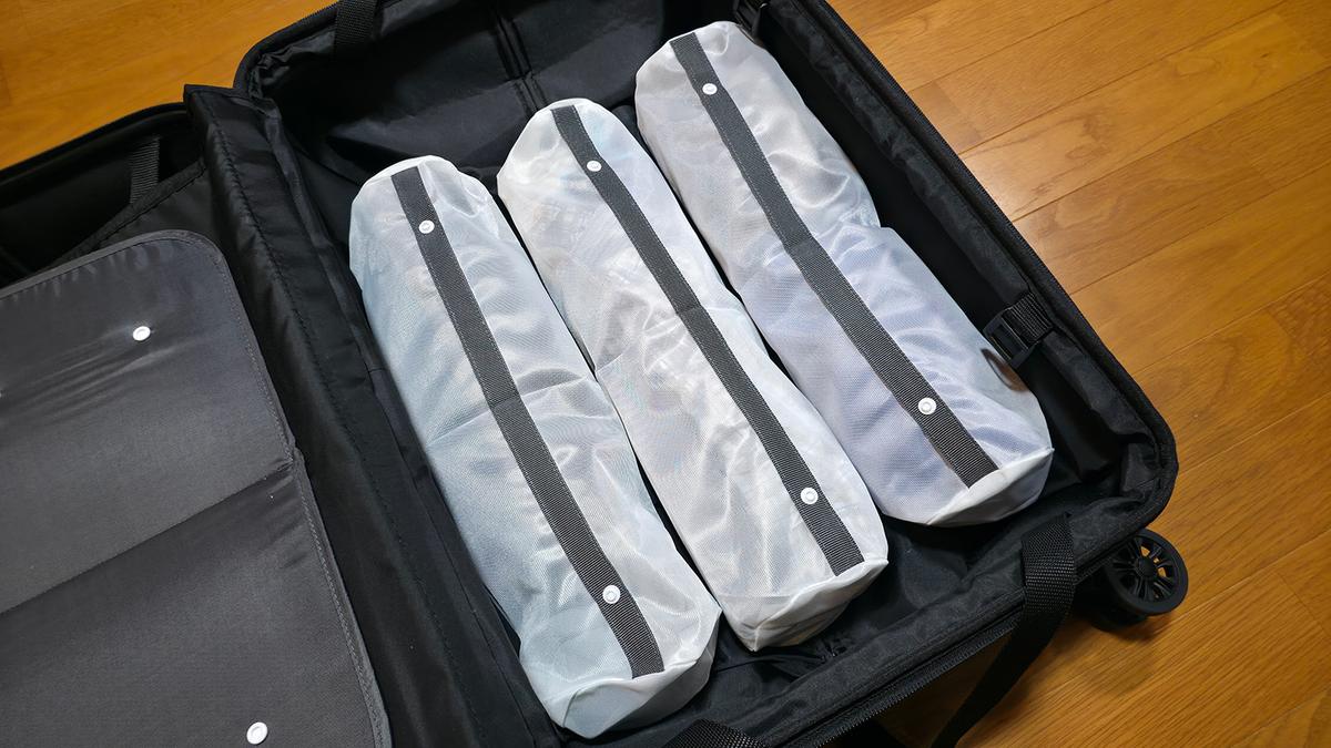 スーツケースの凹みが収納スペースに。しかも、帰宅したら丸ごと洗濯機へポン！