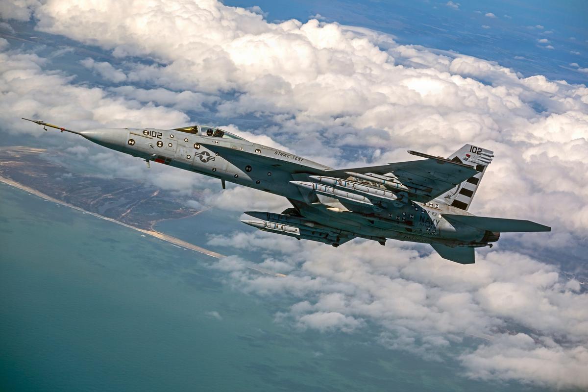 アメリカ海軍が新型空対空ミサイル「マリス」を公開…ステルス戦闘機F-35に搭載可能で射程は450km以上