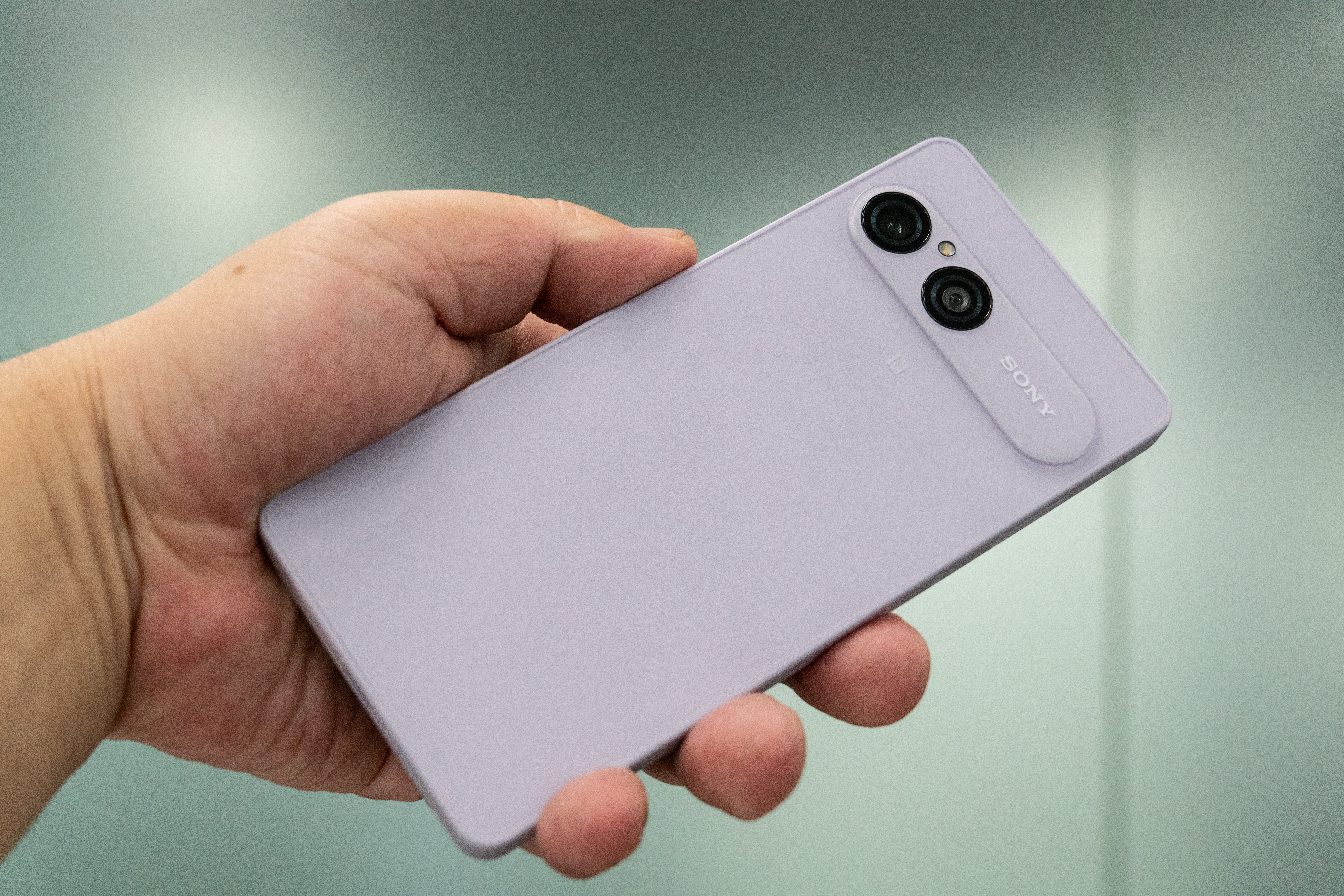 Xperia 10 VIII」は価値あるマイナーチェンジ機になるか | ギズモード