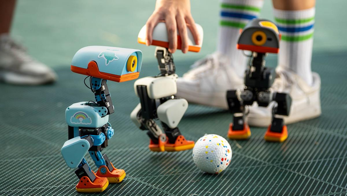 ハギングフェイス、ロボットアヒルの売上が24時間で260万ドルを超えたと発表。現在はバックオーダー中