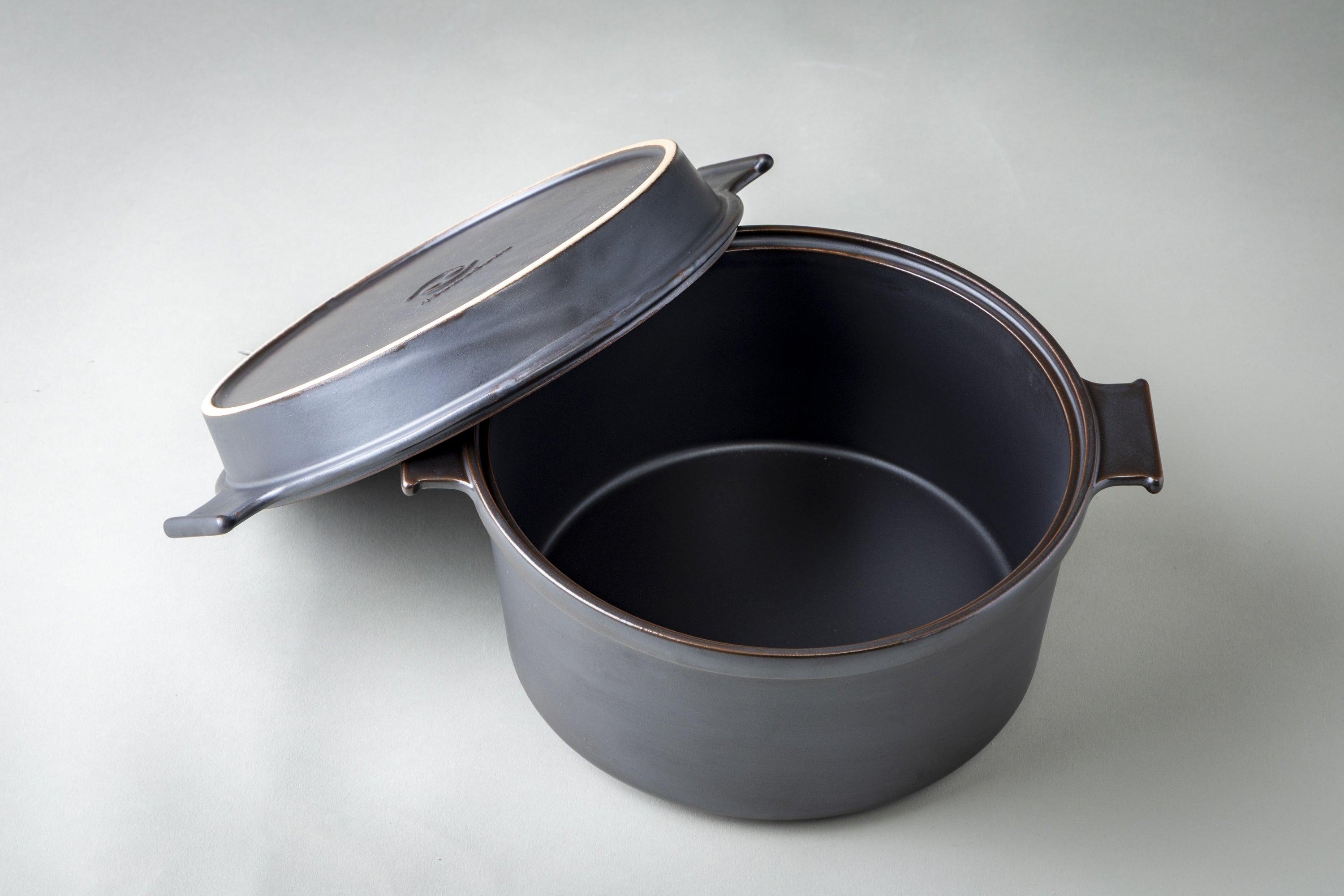 調理器具 2hrktx 蓋を裏返せばグリルプレートに。効率化を叶える2WAY鍋ダッチオーブン