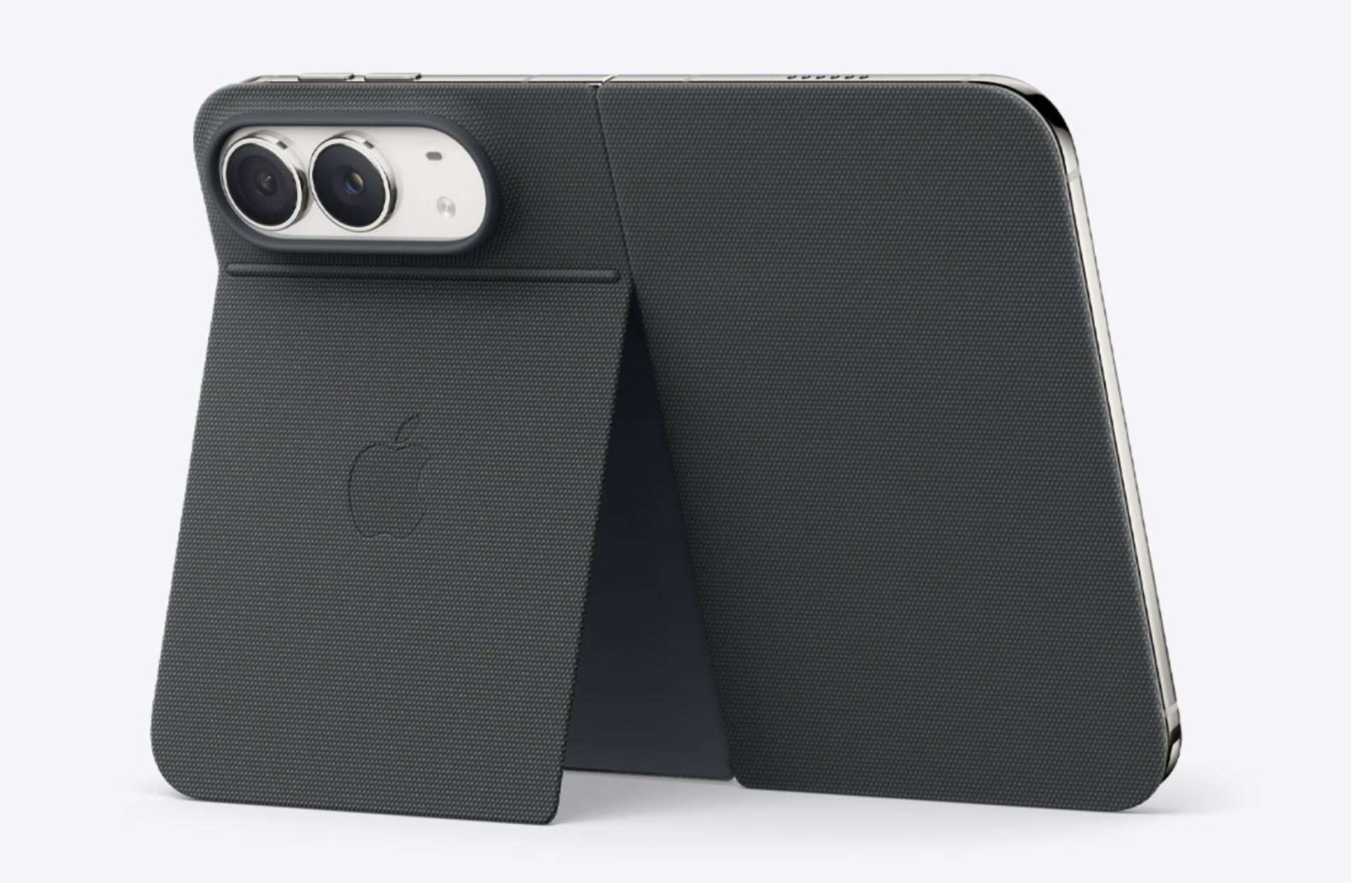 iPhone Duoのケースが可愛すぎてキュンです。本体より先に欲しくなった！