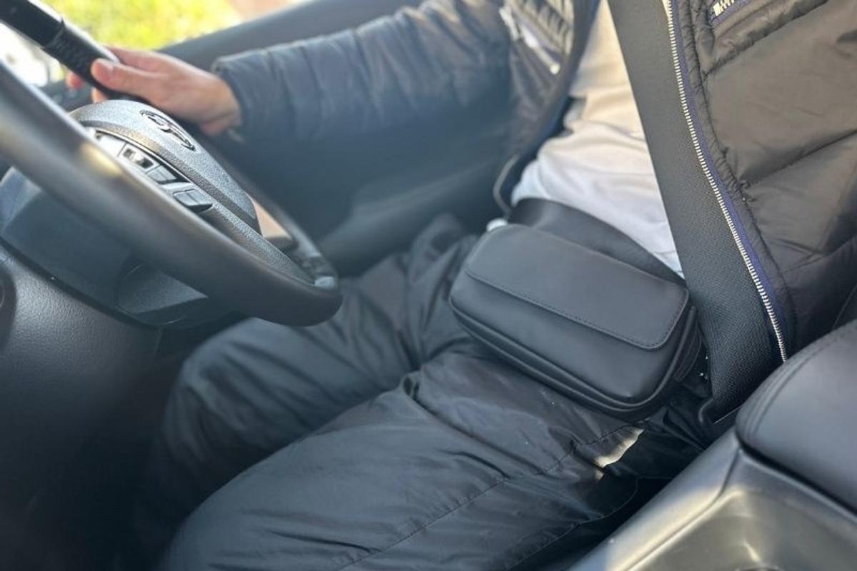 荷物が増えがちな人にこそ勧めたい。0.6Lに割り切る「手ぶら感覚」のポケットバッグ「pockepa」