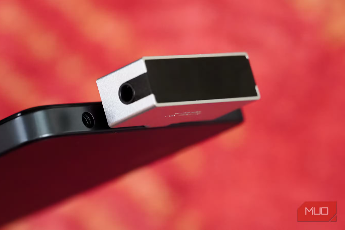 イヤホンジャック復活スマホを買って後悔？「やっぱり不要だった」と気づかされた理由