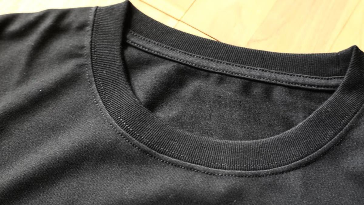 黒Tシャツは色褪せるもの？その常識を覆す「原着」の黒が想像以上に頼もしかった