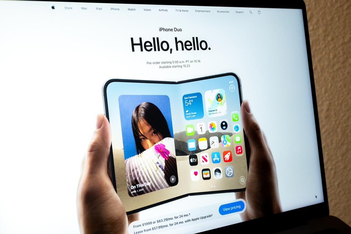 買うか迷う前に。「iPhone Duo」と「18 Pro」、自分に合うのはどっち？