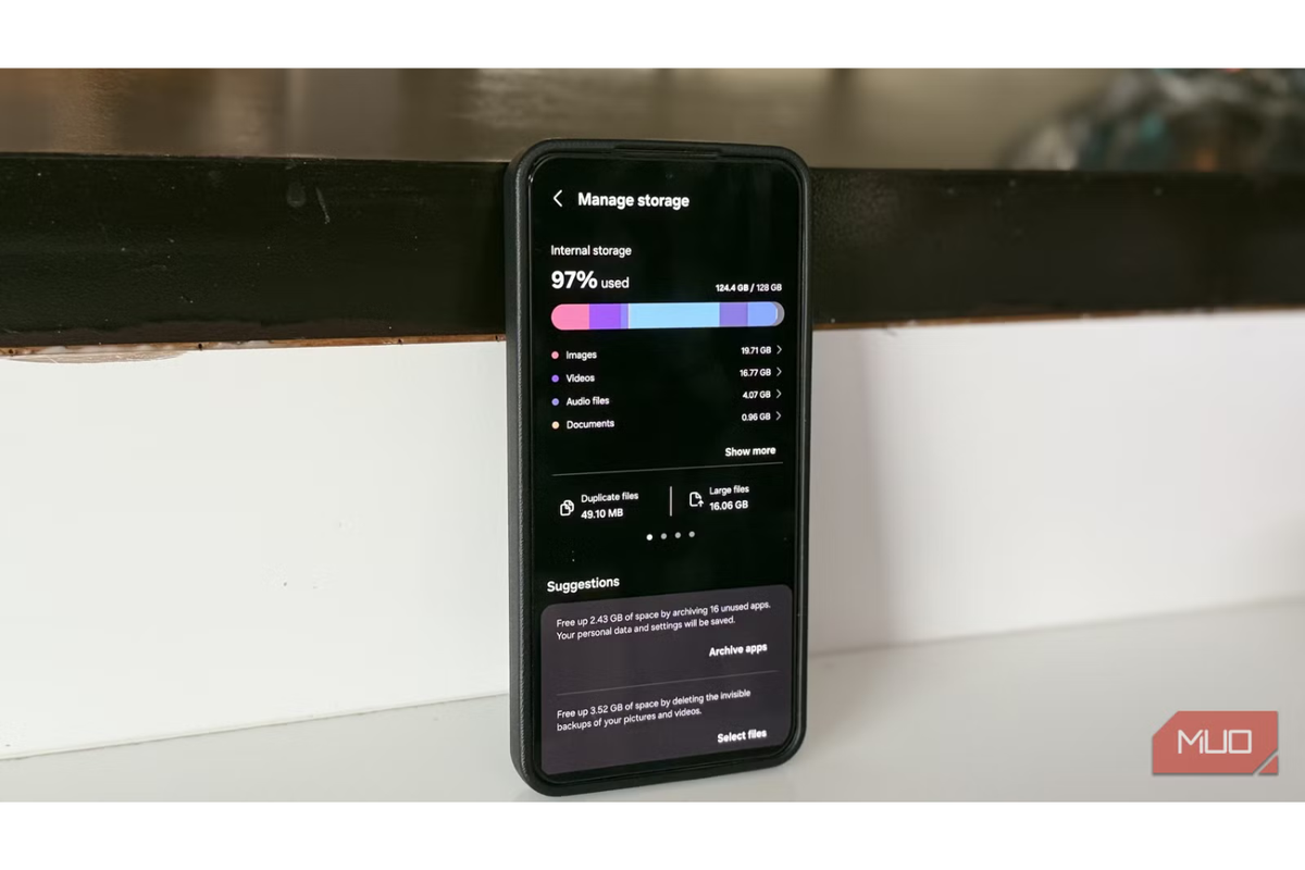 スマホの容量圧迫は「USBメモリ」でサクッと軽減！クラウド課金やアプリ削除に頼らないデータ移行術