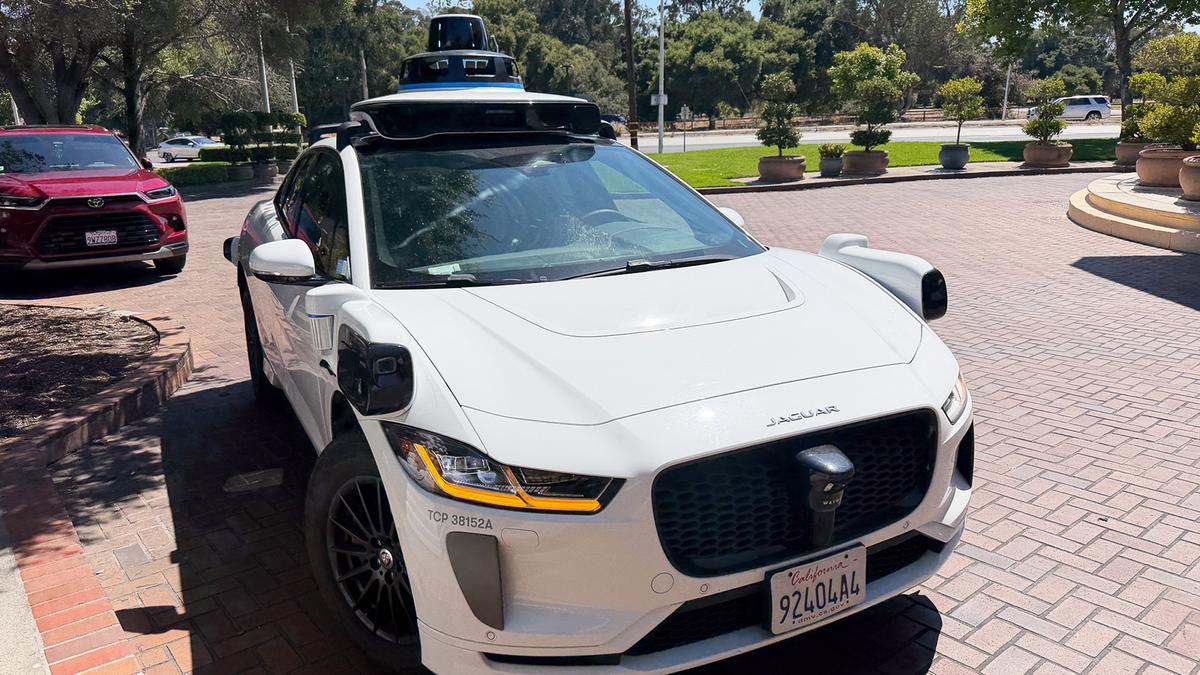 自動運転タクシー「Waymo」が“東京で初日から無人”で始動へ。Uberに先行するも導入数は「100台」