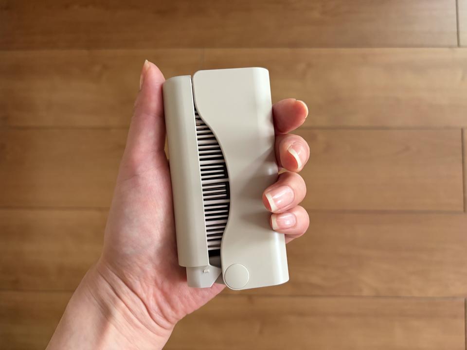 前髪のためにヘアアイロン持ってくの、やめました。スマホサイズの