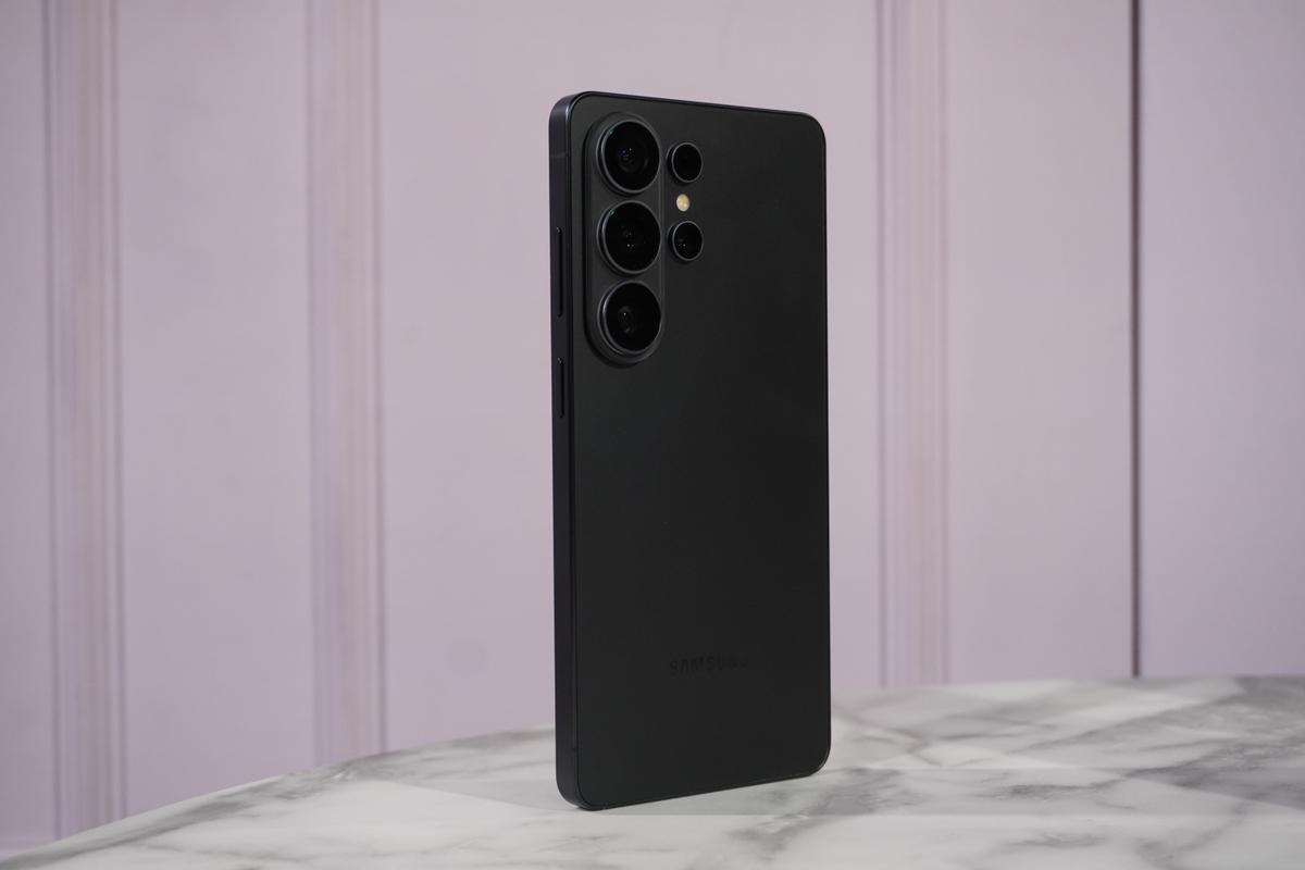 スマホも今日が一番安い！」Samsung Galaxy S26が2割弱の価格引き上げ