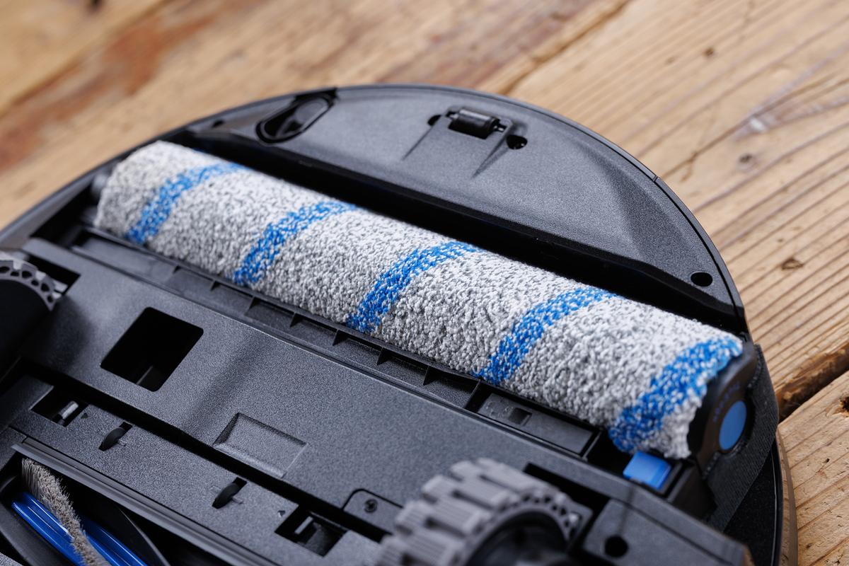 清掃力なら断然ローラーモップ。特にエコバックスの最新型は進化ぶりもすごい