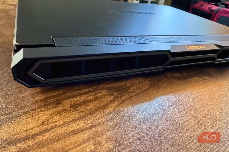 画質を最高にしても、カクつかない。Lenovoの最上位ゲーミングノートを