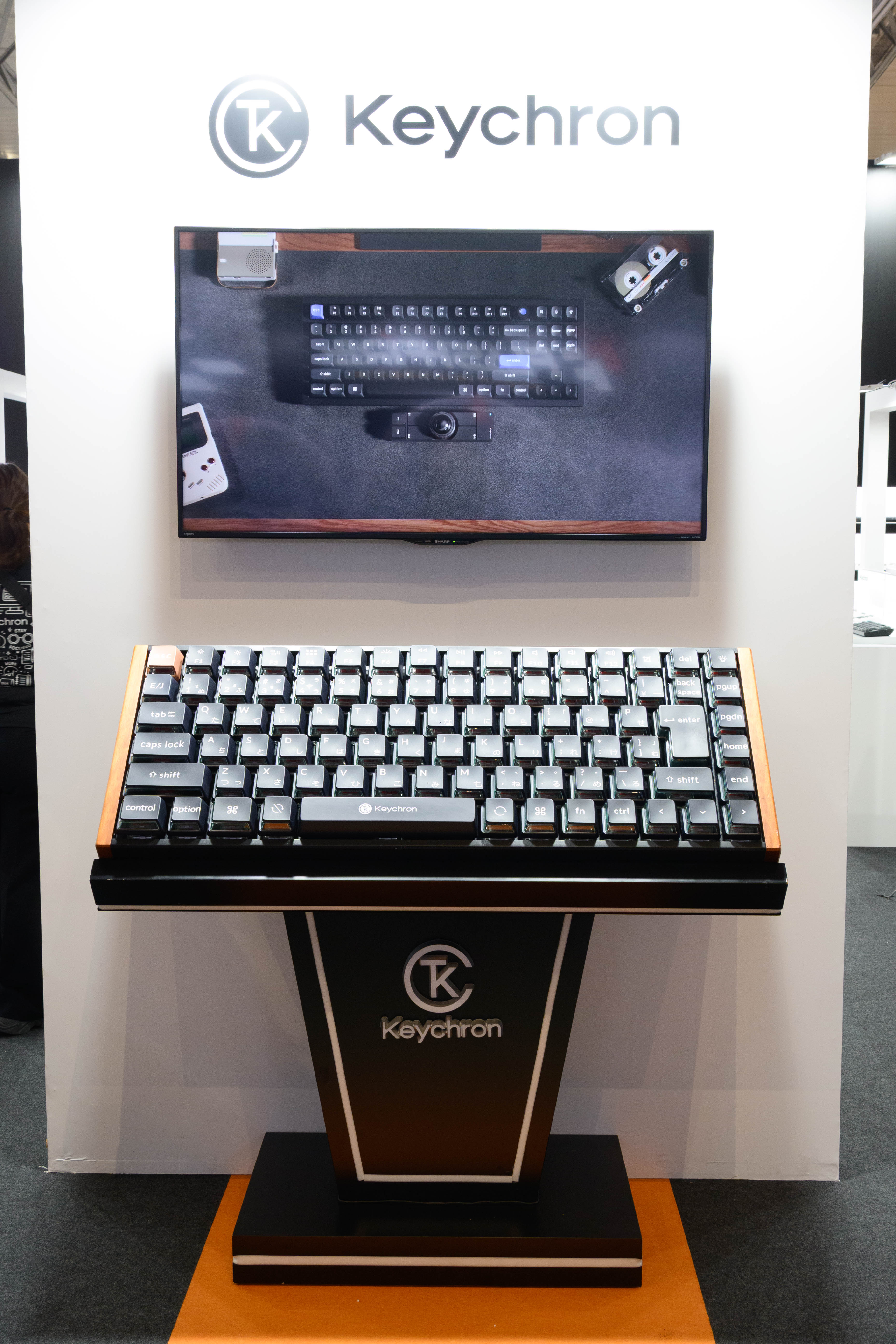 Keychron ギズモードジャパン　Nape Pro 黒 スケルトンなNape Proスペシャル・エディションが東京ゲームショウで