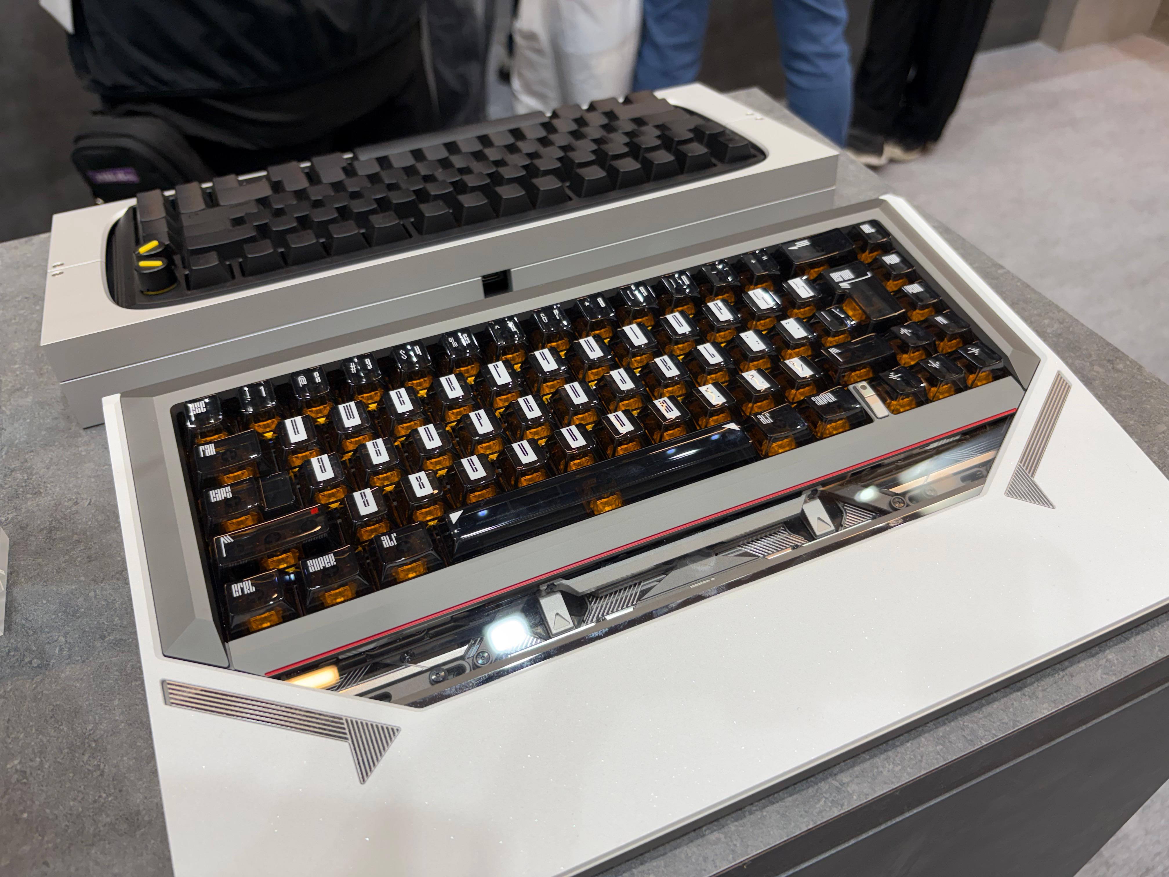 このフルアーマーキーボード、お値段、28万9000円です #TGS2026