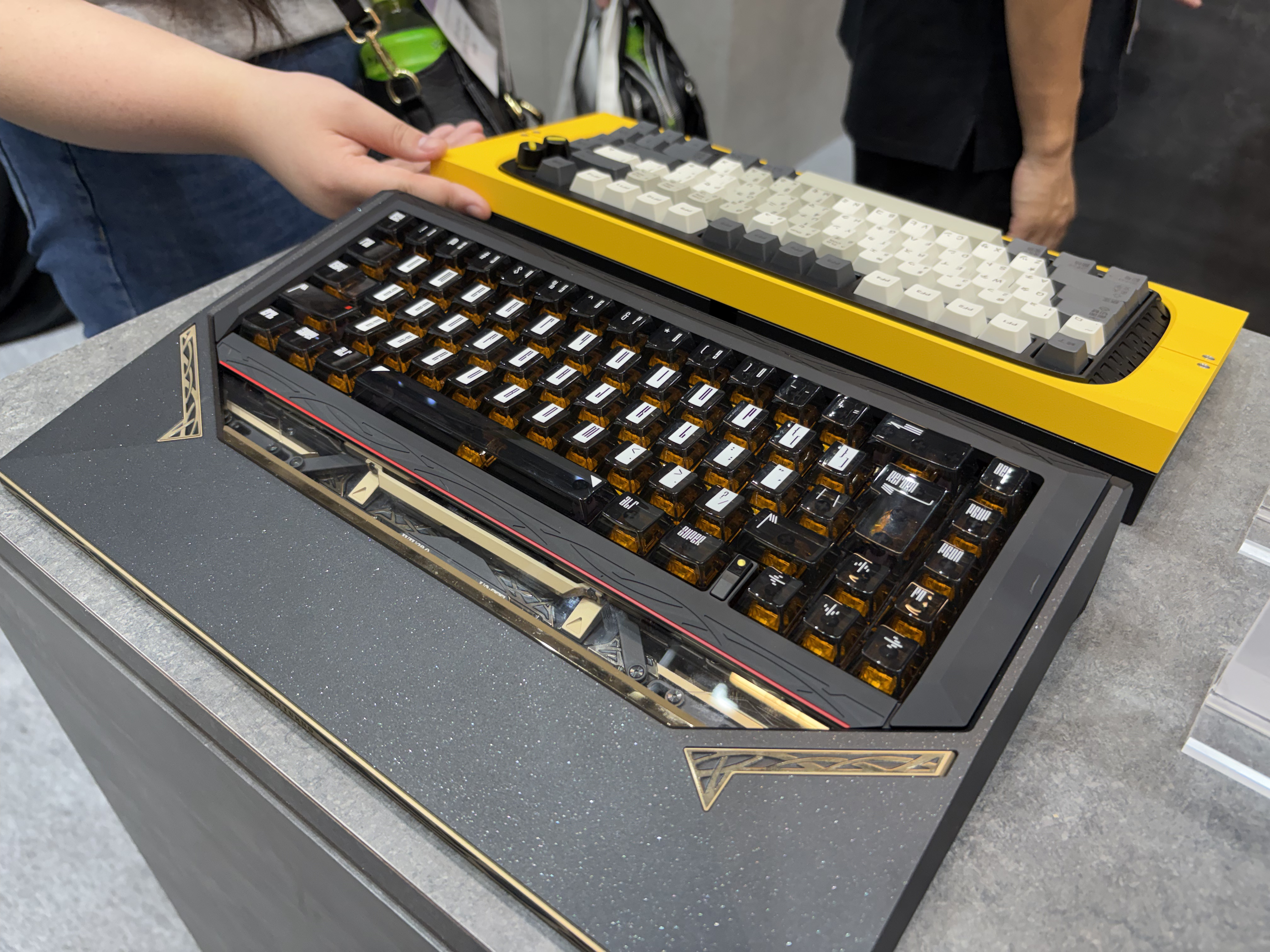 このフルアーマーキーボード、お値段、28万9000円です #TGS2026