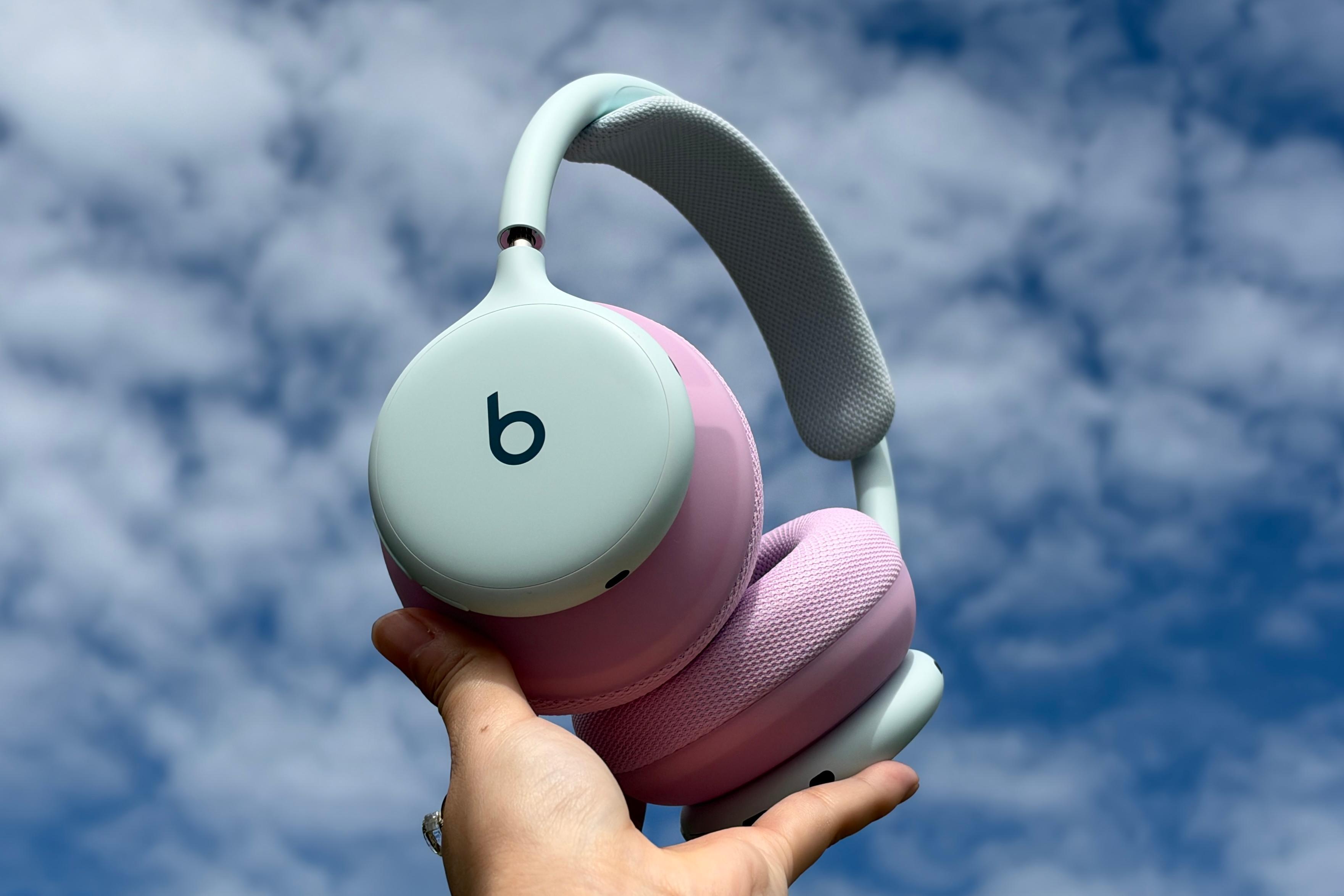 ヘッドホンも「履き替える」時代。Beats 360はスニーカー感覚で
