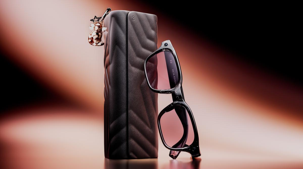 Meta Glasses×LISAのコラボコレクションが本命すぎる。ランダムでチャームも付いてきます