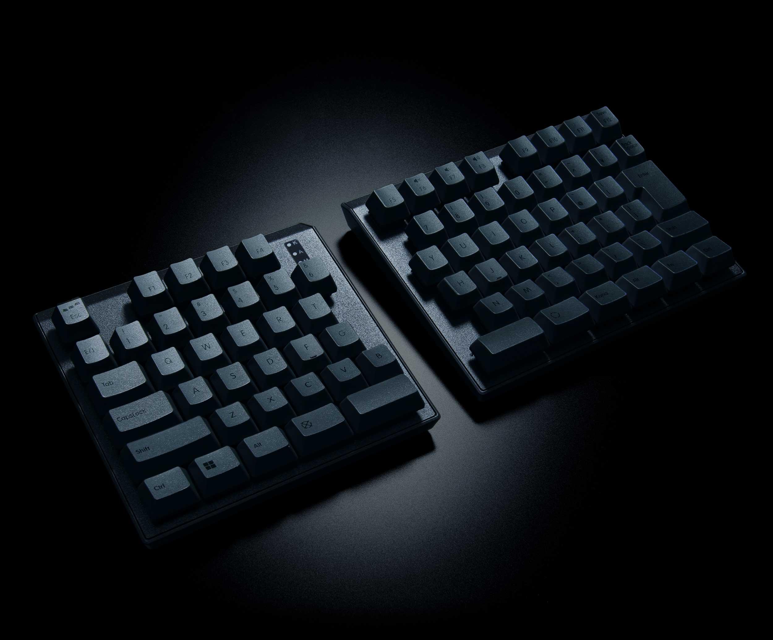 左右分割　フルアルミ　キーボード　Let's Tango REALFORCEがついに左右分割。慣れたJIS配列の「RS1」はマウス操作も