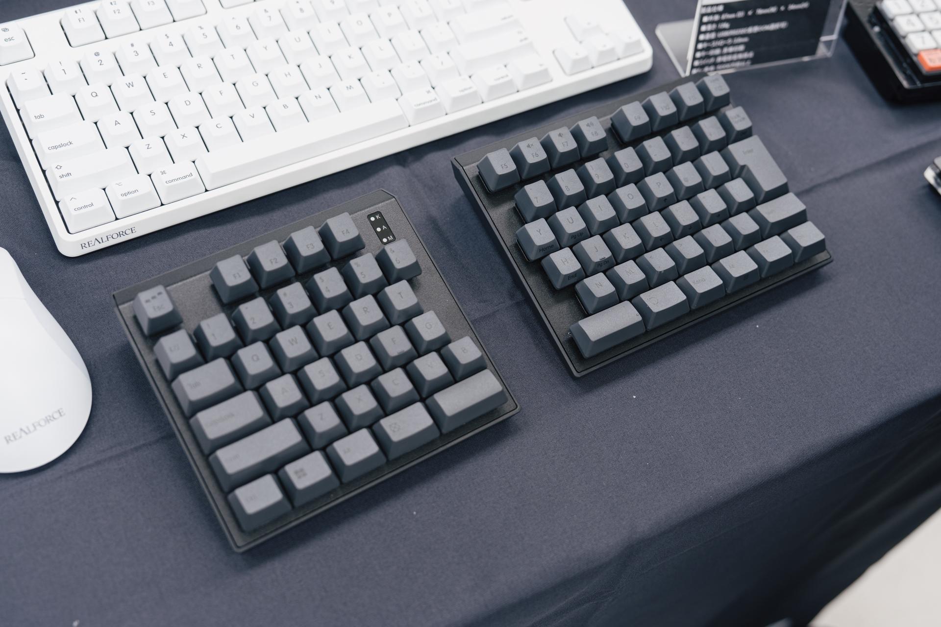 あの「REALFORCEの分割キーボード」ひと足先に触ってきたよ