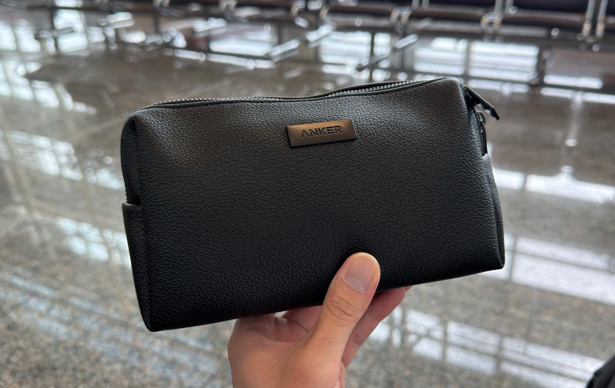 デザイン性だけじゃない。燃えにくい「Anker Style Pouch」が頼もしすぎた
