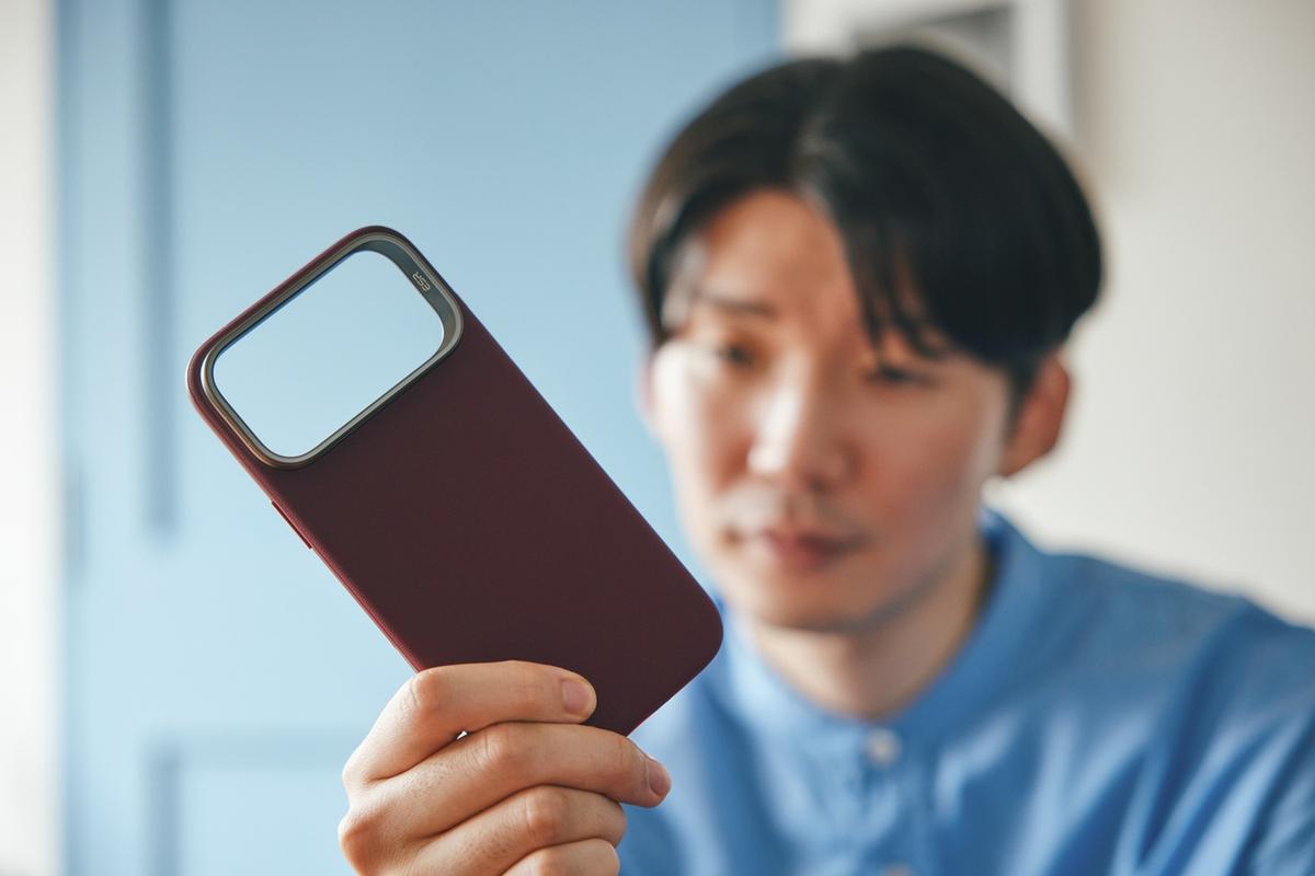 実用性とコスパが噂になってるESRって、実際のつくりはどう？ iPhone18対応の新作アクセを、舐めるようにチェック