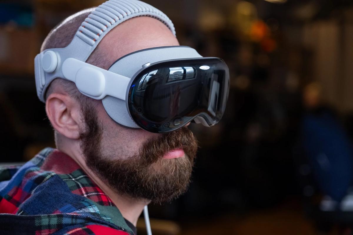 Apple Vision Pro次世代モデル、スマートグラス盛況で虫の息